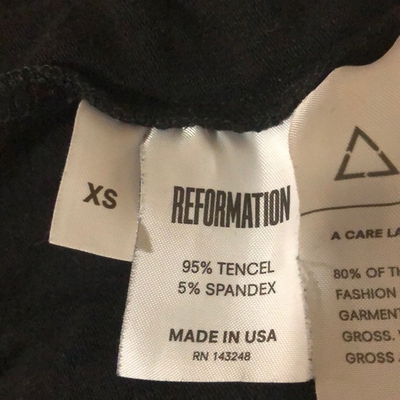 Reformation Gen Black V-Neck Knit Top in Black Size XS - Picture 10 of 11